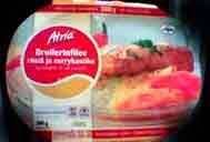 Broilerifilee riisiä ja currykastike. R-kioskilta nyt hintaan 4.65e